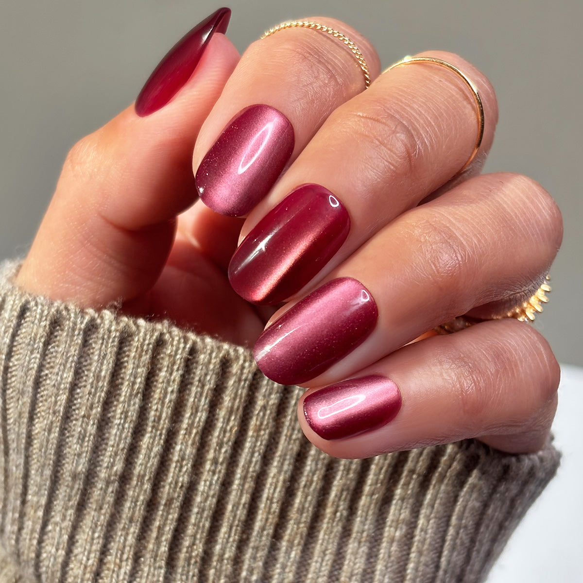Crimson Romance - Oval Medium - Sustainable Nails- PRE ORDER