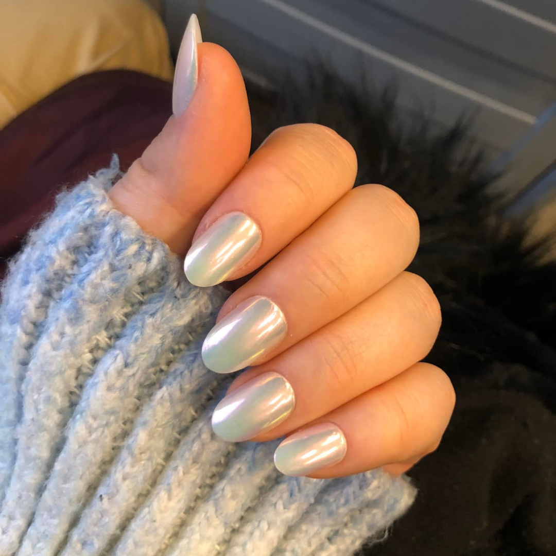 Alabaster Glazed - Oval Sustainable Nails