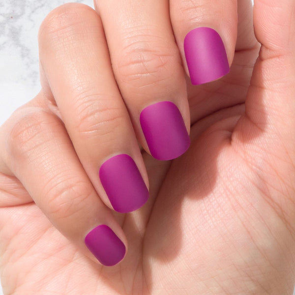 Sustainable Nails  - Aubergine - Square