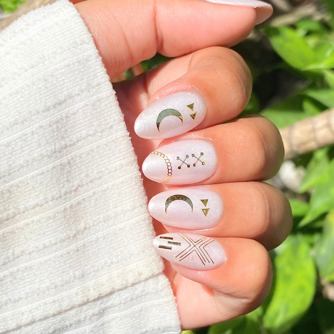 French Riviera - Nail Embellishment