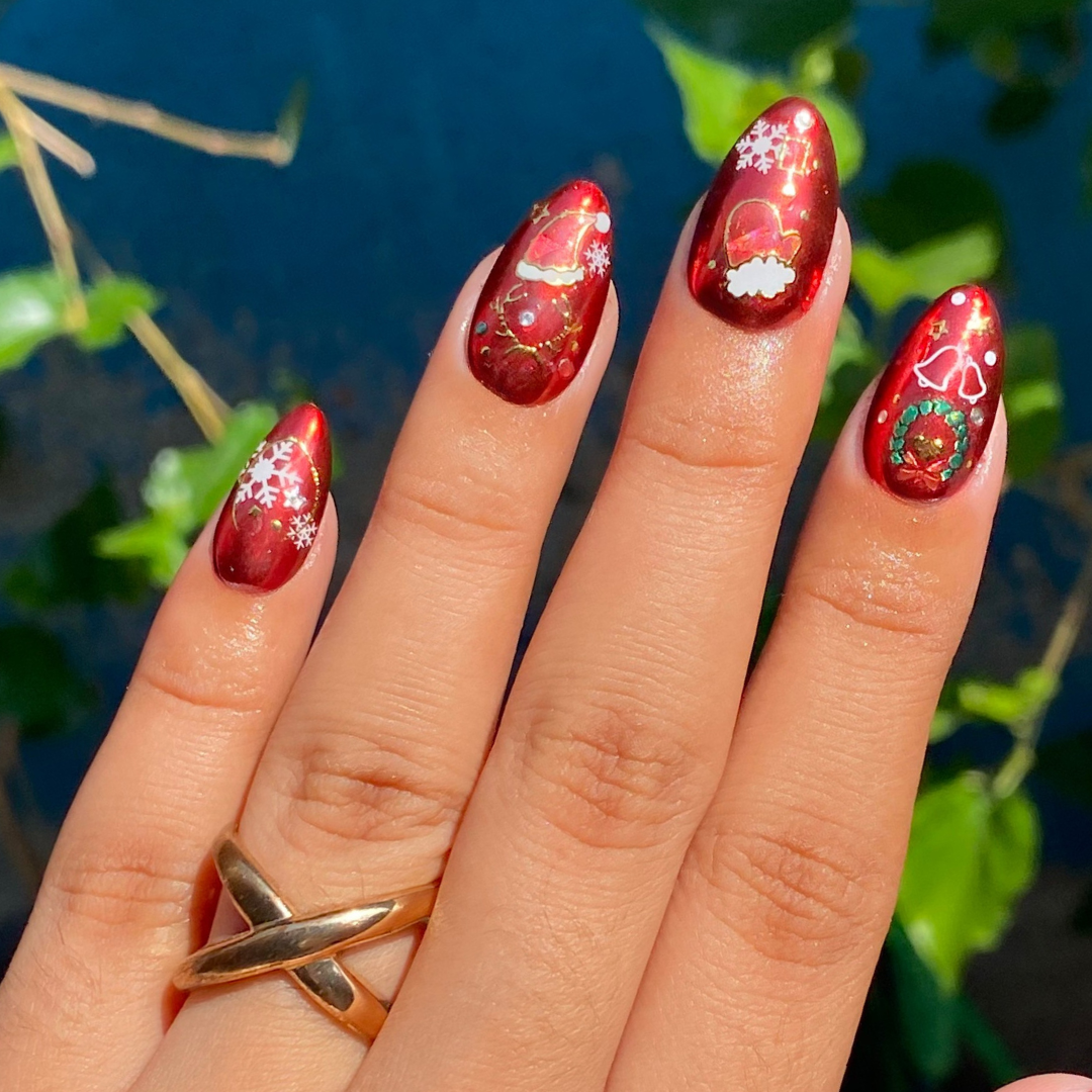 Mistletoe - Nail Embellishment