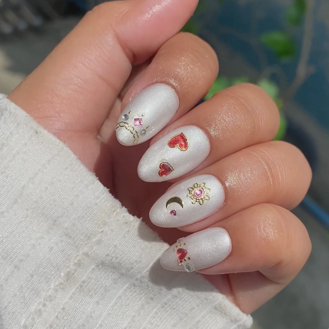 New Romance - Nail Embellishment