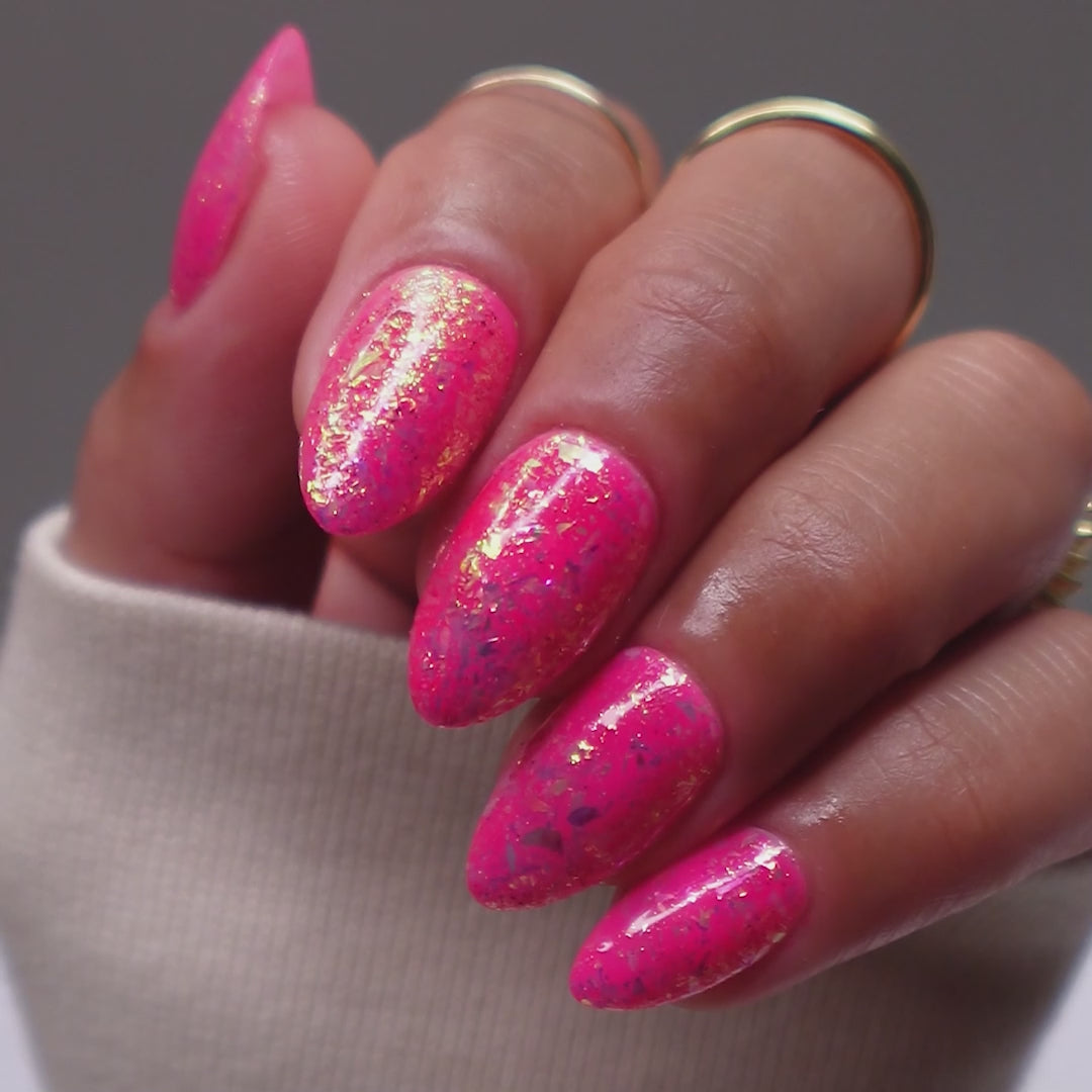 Covergirl - Classic Nail Powder