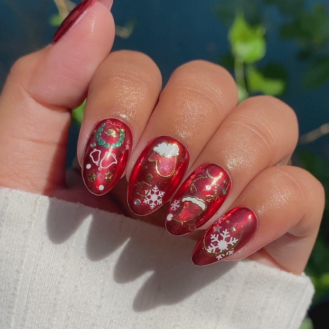 Mistletoe - Nail Embellishment